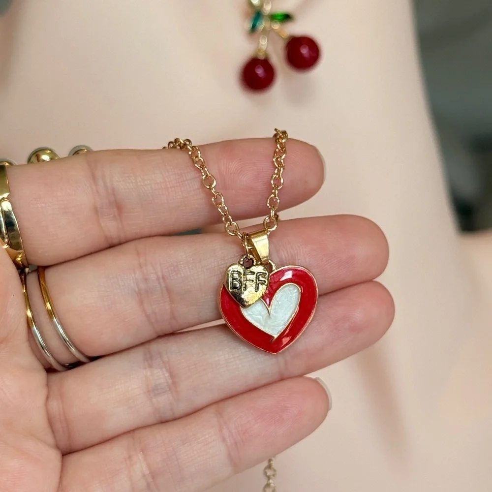 ⚜️  Red Heart Pendant Necklace